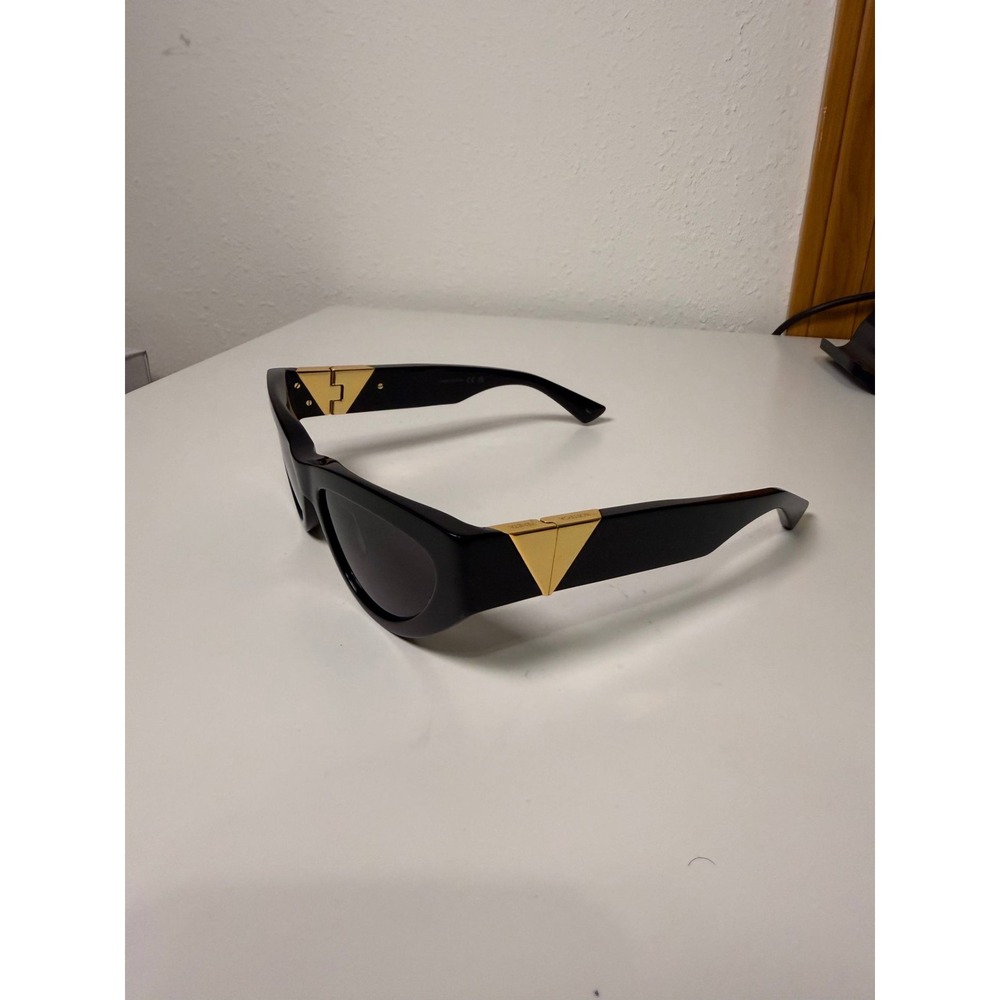 Bottega Veneta black glasses